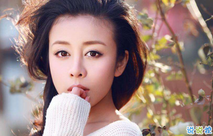 怎么看出一个女生喜欢你 一个女生喜欢你的表现有哪些3