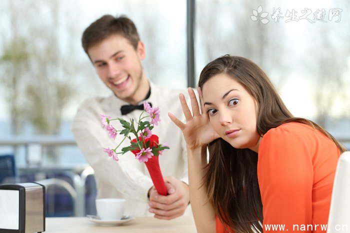 手足癣会引起尿道炎吗